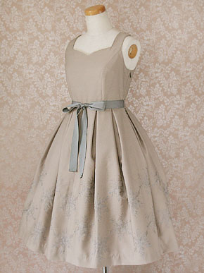 Victorian Maiden - Waltz Of Snow Dress (Almond)
